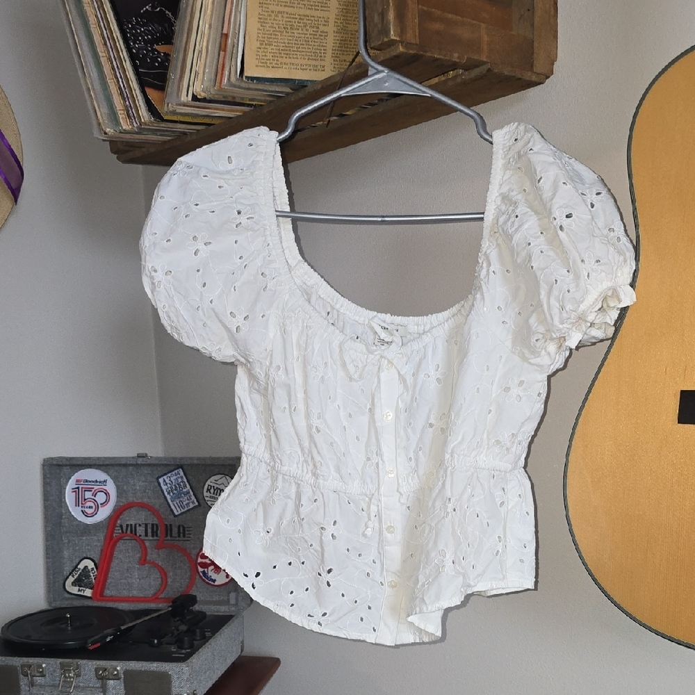 White Eyelet Puff Sleeve Top